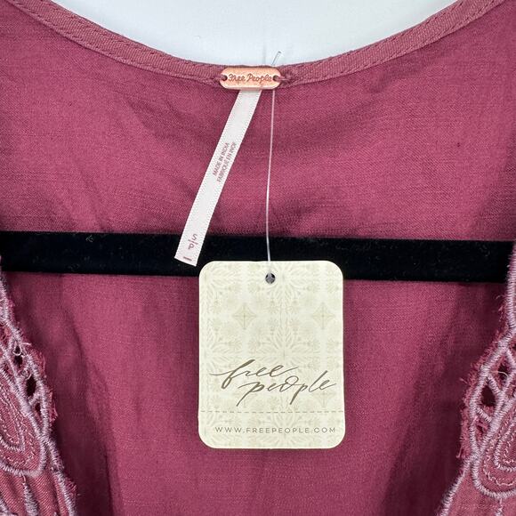 Free People Weila Romper Shorts Dainty Embroidered Filigree Tie Wasit NEW Small - Picture 11 of 11